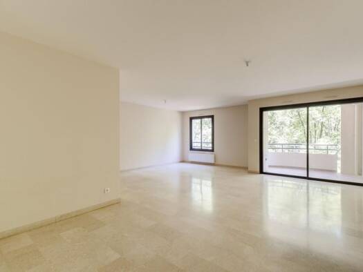 Appartement à vendre 600 000 € 5 pièces 4 chambres 158,6 m² Étage 2/11 La Villette Lyon 3ème arrondissement 69003
