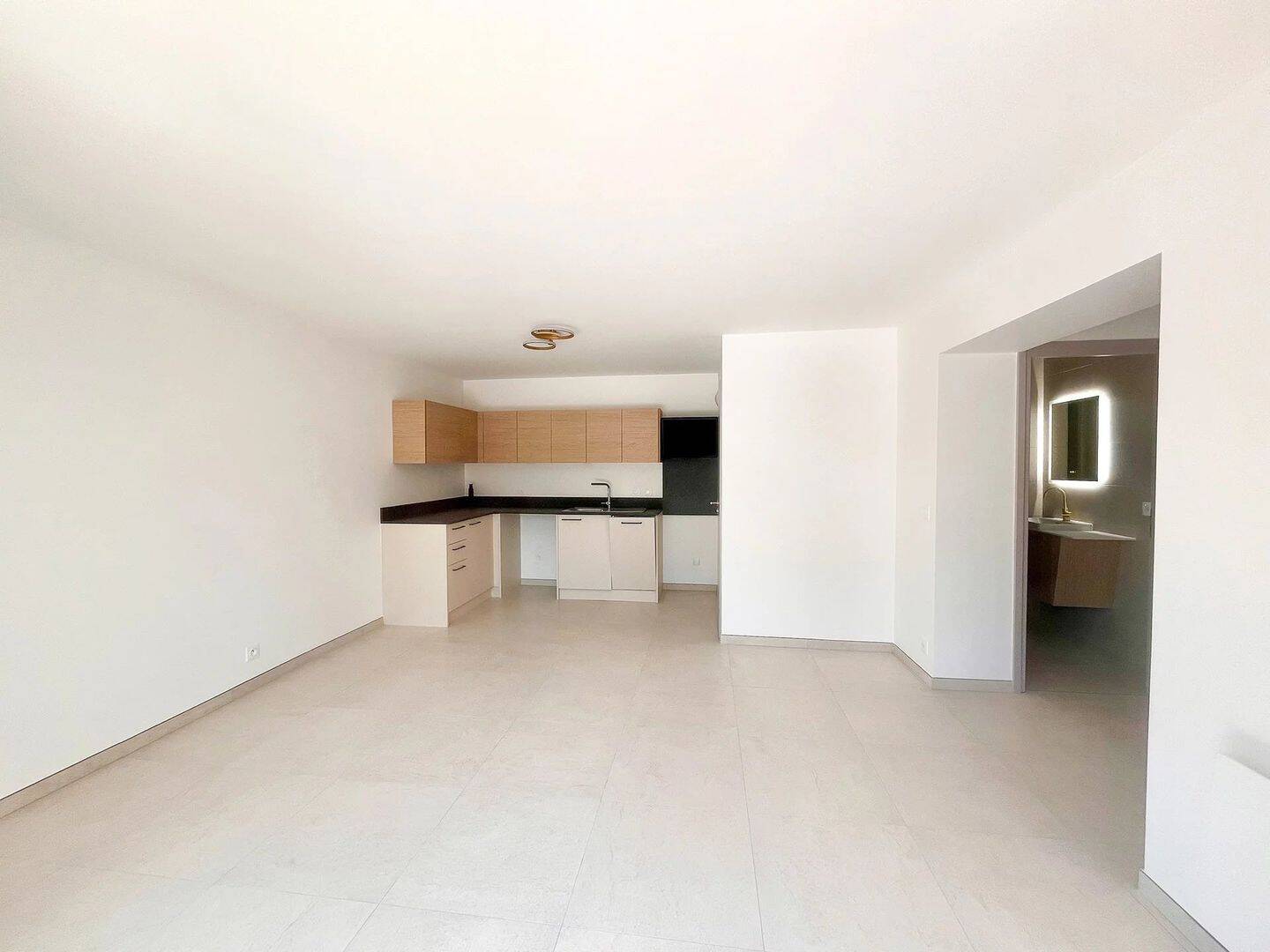 Appartement 3 pièces 45 m² · à Saint-Jorioz · 44,9 m² · 999 €/mois