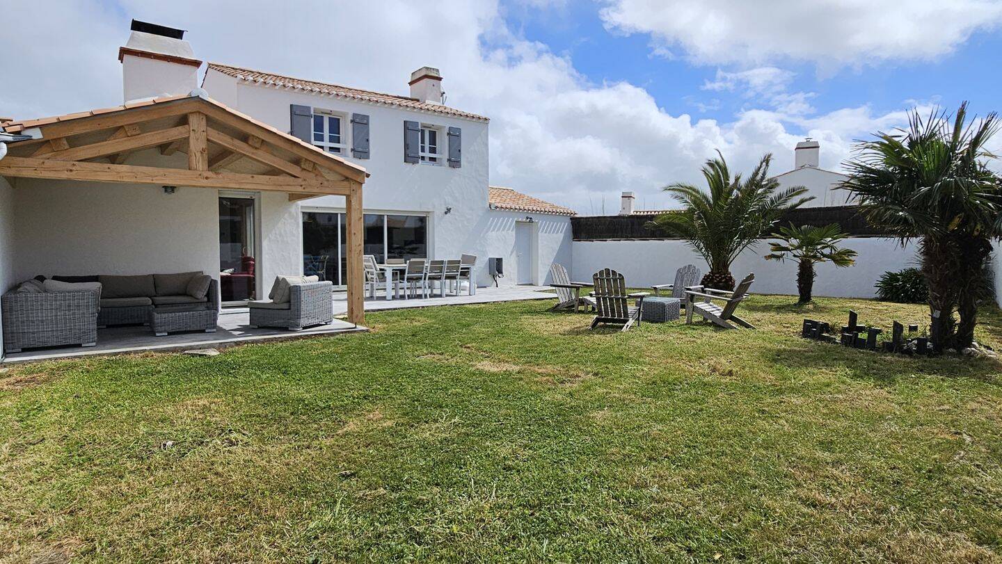 Maison 6 pièces 110 m² · à L'Épine · 110 m² · 529 000 €