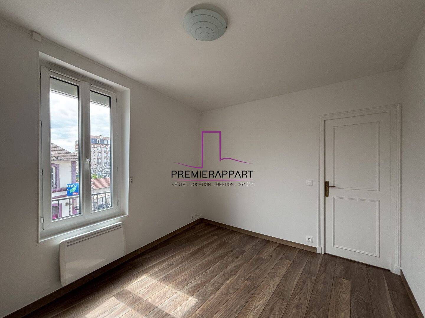 Appartement 2 pièces 33 m² · à Houilles · 32,7 m² · 958 €