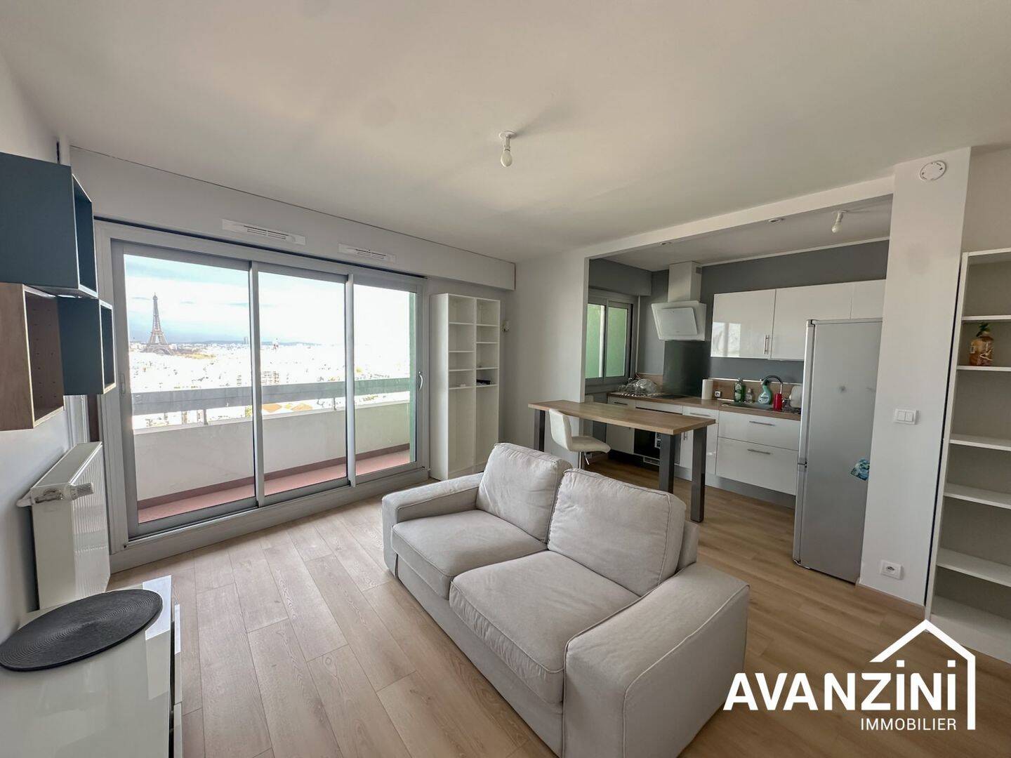 Appartement 1 pièce 33 m² · à Paris 15ème Arrondissement · 32,9 m² · 1 670 €/mois