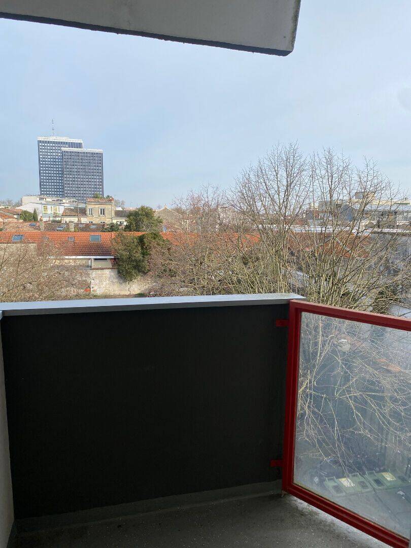 Appartement 1 pièce 19 m² · à Bordeaux · 19,2 m² · 476 €/mois