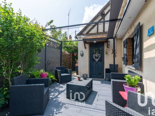 Maison de ville à vendre 177 000 € 4 pièces 3 chambres 84 m² 172 m² de terrain Anet 28260