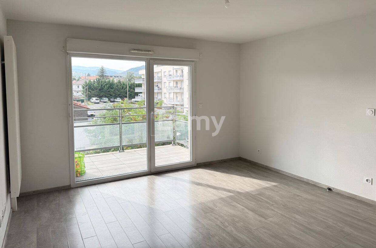 Appartement 3 pièces 61 m² · à Clermont-Ferrand · 60,7 m² · 725 €