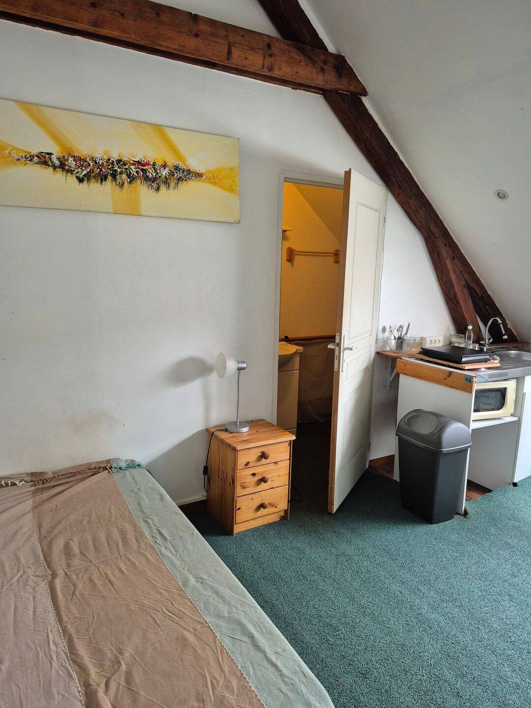 Appartement 1 pièce 20 m² · à Saint-Quentin · 20 m² · 300 €