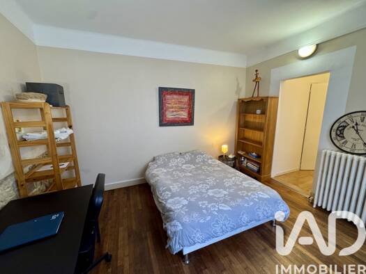 Maison de ville à vendre 260 000 € 3 pièces 2 chambres 51 m² Centre Ville Ouest Fontainebleau 77300