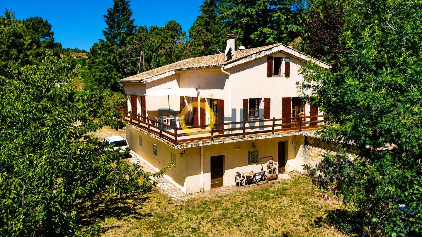 Maison 7 pièces 152 m² · à La Vernarède · 152 m² · 280 000 €