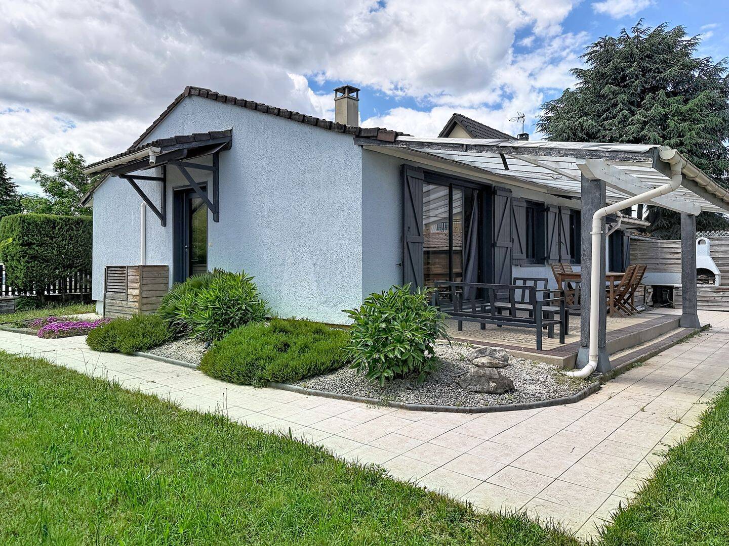 Maison 4 pièces 88 m² · à Mions · 88 m² · 355 000 €