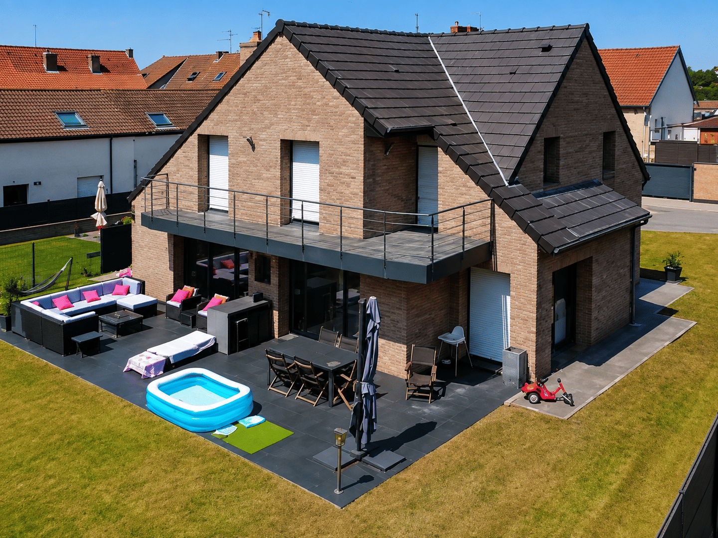 Maison 7 pièces 172 m² · à Petite-Forêt · 172 m² · 394 900 €