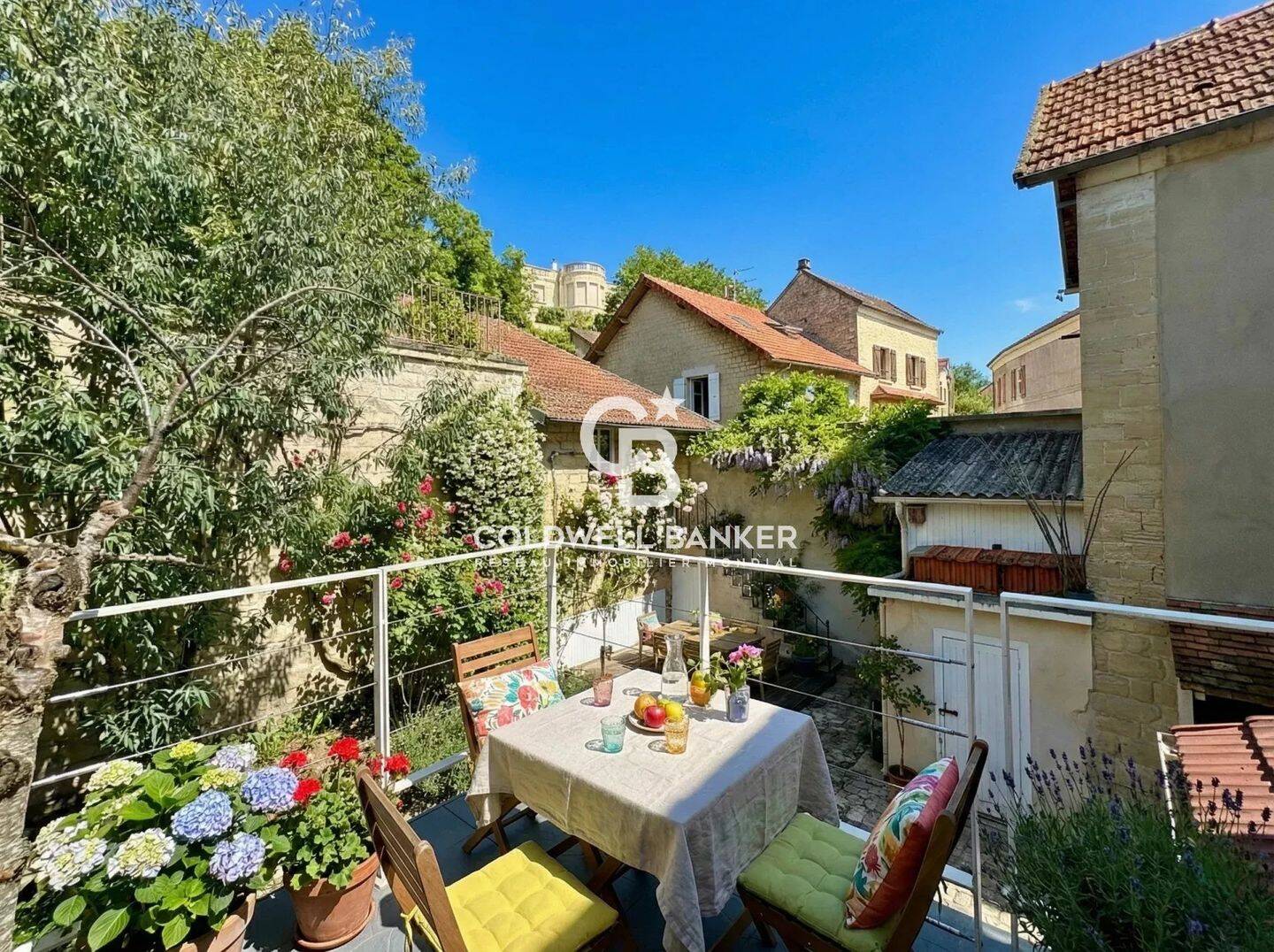 Maison 5 pièces 126 m² · à Le Mesnil-le-Roi · 126 m² · 685 000 €