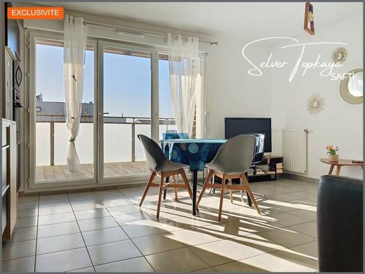 Appartement à vendre 195 000 € 3 pièces 2 chambres 56 m² Étage 2/2 Nord Mions 69780