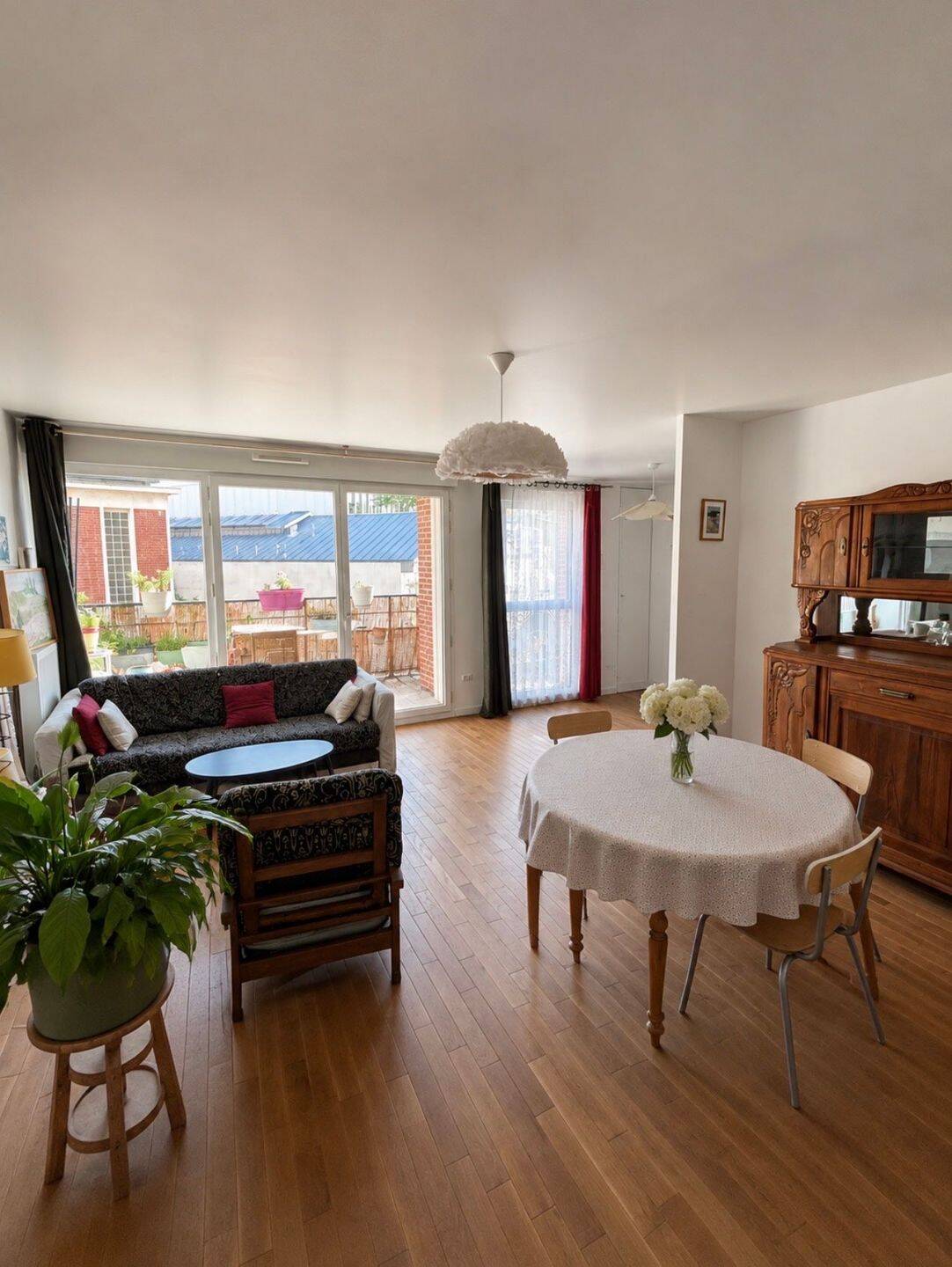 Appartement 3 pièces 75 m² · à Pantin · 75 m² · 2 220 €/mois