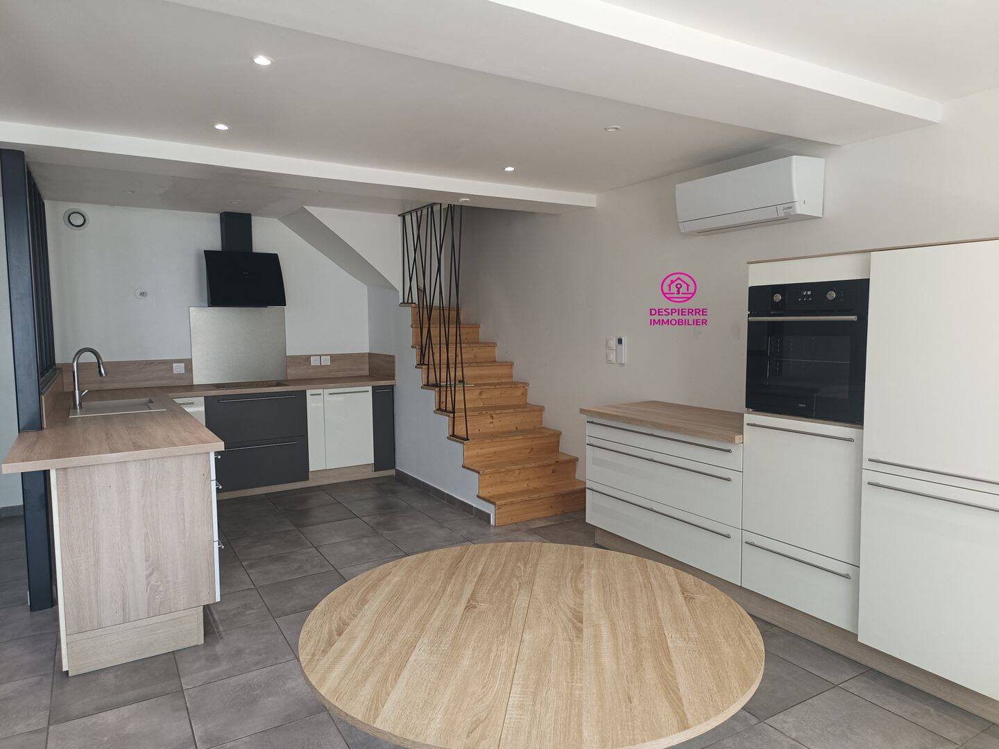 Maison 5 pièces 147 m² · à Épinouze · 147 m² · 219 000 €