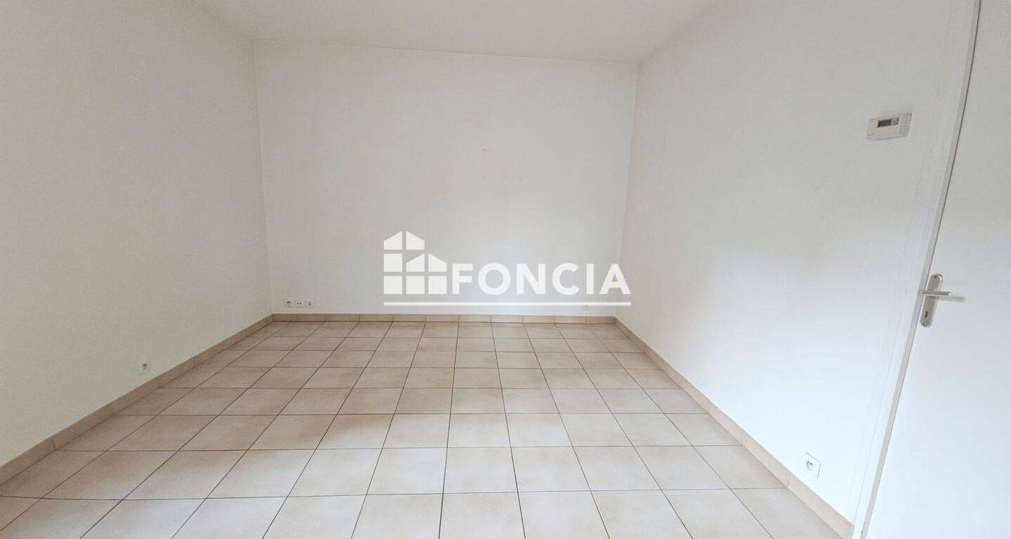 Appartement 2 pièces 38 m² · à Charenton-le-Pont · 38 m² · 900 €/mois