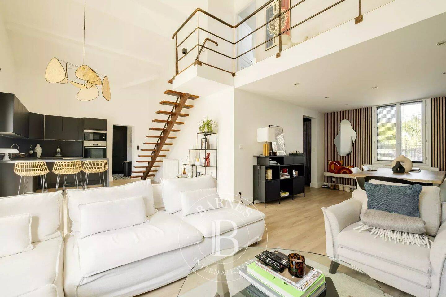 Caudéran Centre - Maison meublée de 107 m² - Jardin - Piscine - — 4