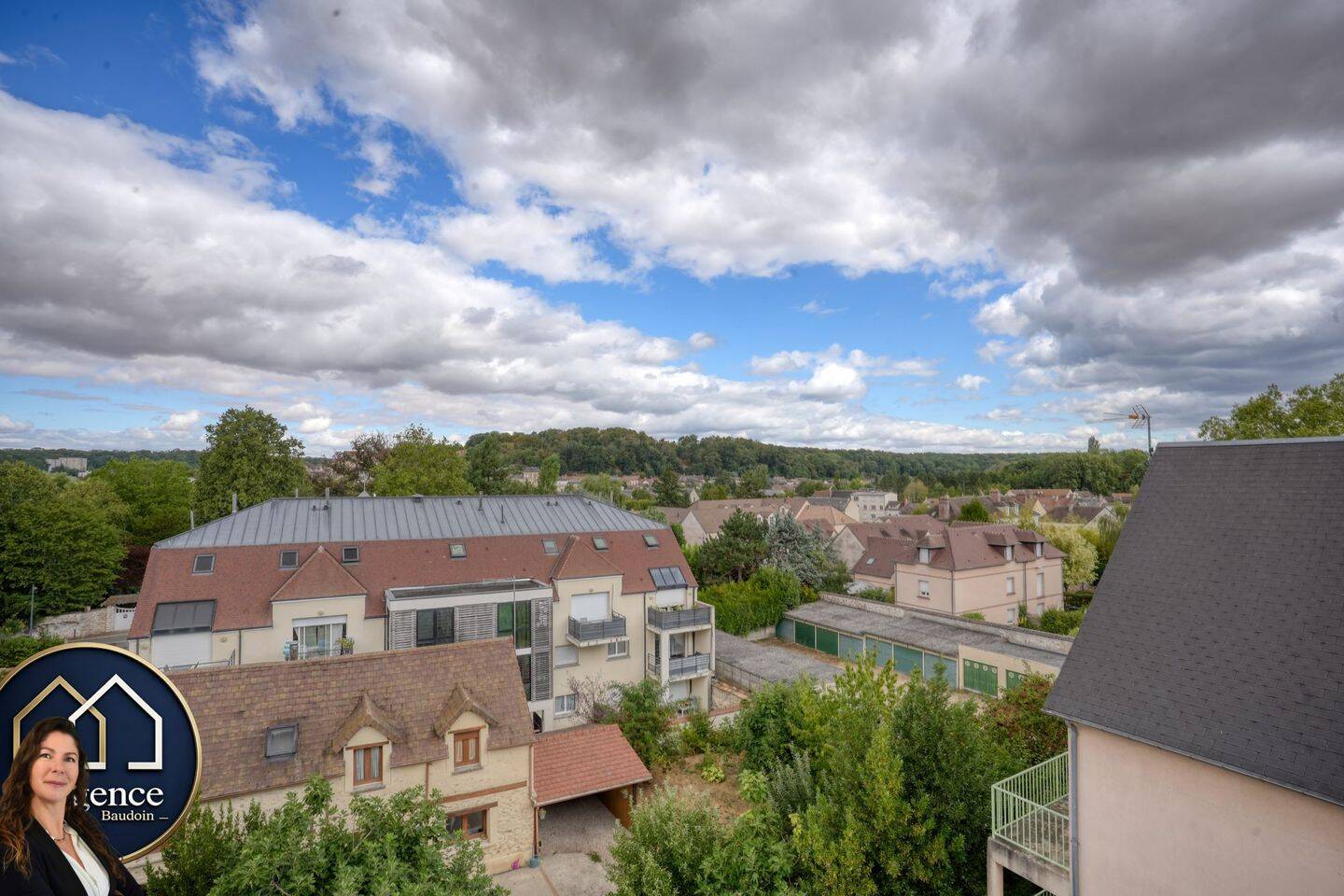 Appartement 1 pièce 28 m² · à Épernon · 27,6 m² · 92 000 €