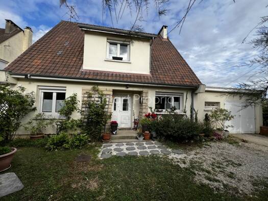 Maison à vendre 299 000 € 6 pièces 4 chambres 118 m² La Grande-Paroisse 77130