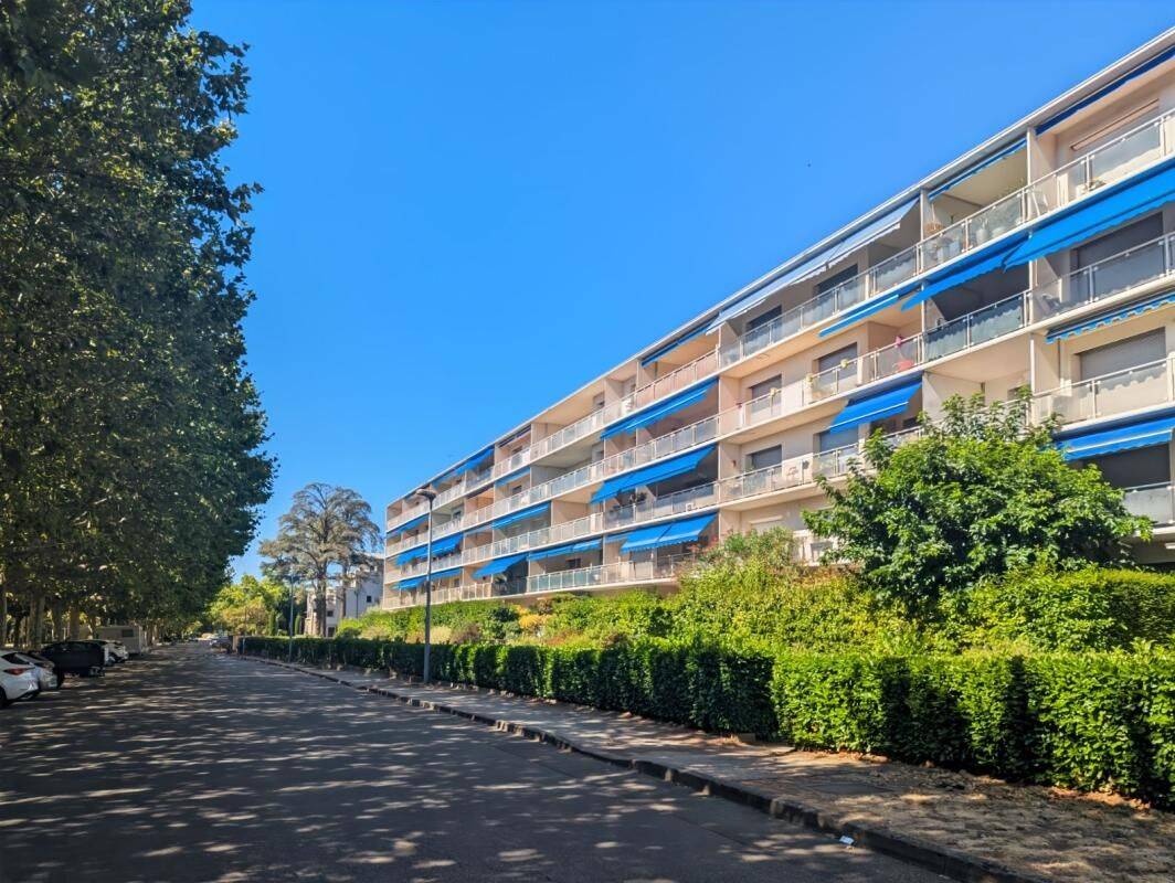 Appartement 3 pièces 98 m² · à Guilherand-Granges · 98,3 m² · 1 200 €