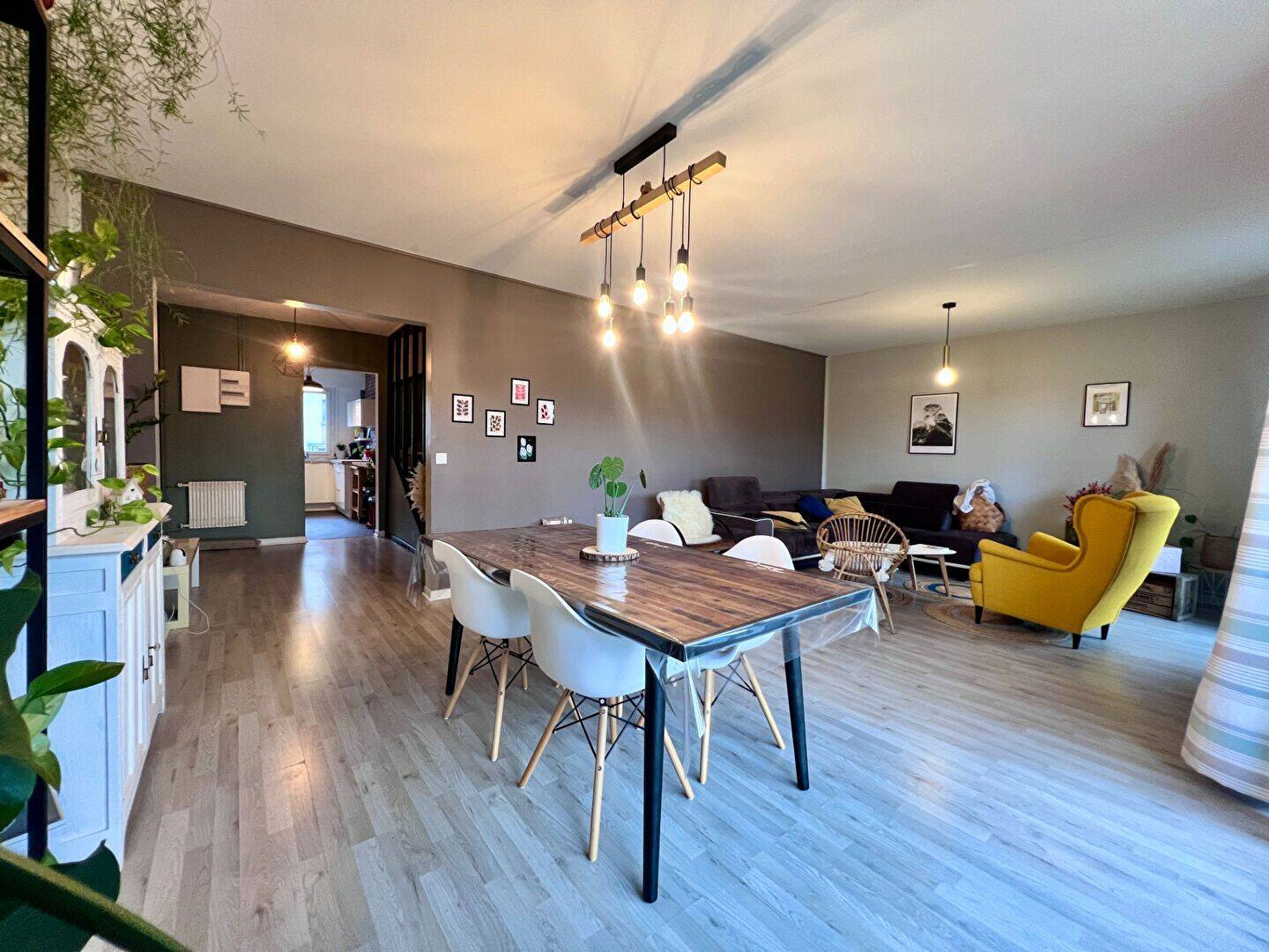 Appartement 5 pièces 111 m² · à Olivet · 110,9 m² · 159 000 €