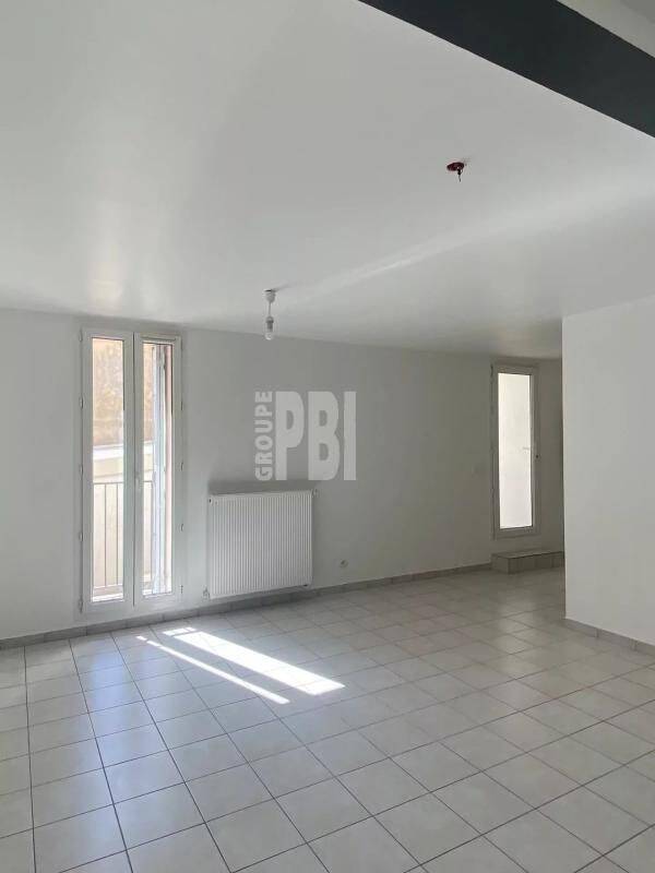 Appartement 3 pièces 57 m² · à Toulon · 57 m² · 721 €