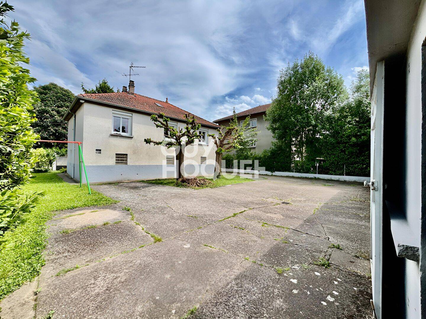 Maison 7 pièces 147 m² · à Vaulx-en-Velin · 147 m² · 375 000 €