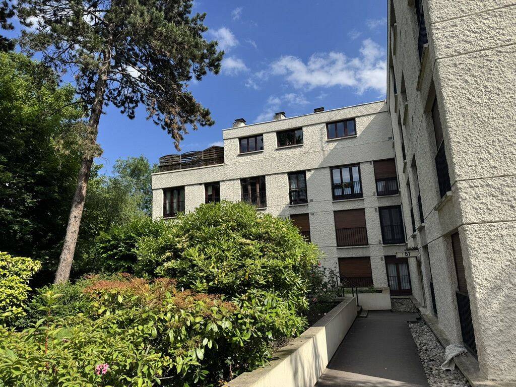 Appartement 2 pièces 34 m² · à Montmorency · 34 m² · 140 000 €