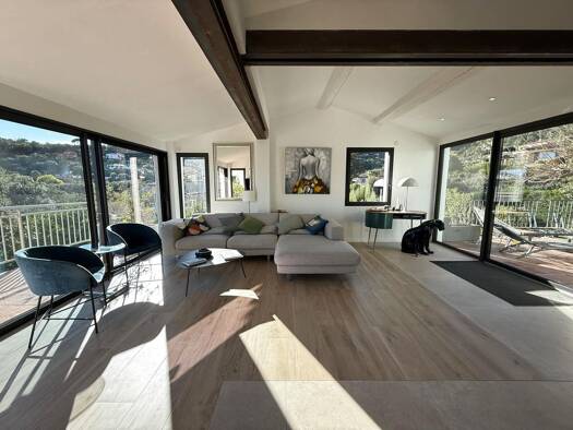 Maison à vendre 1 190 000 € 5 pièces 4 chambres 151 m² Nord Cavalaire-sur-Mer 83240