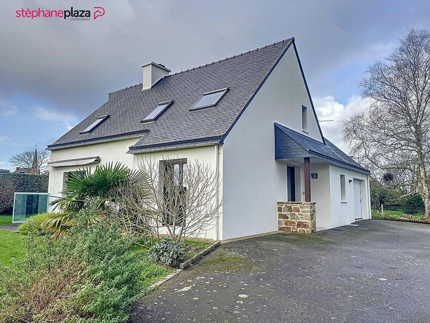 Maison 5 pièces 110 m² · à Poullan-sur-Mer · 110 m² · 1 130 €
