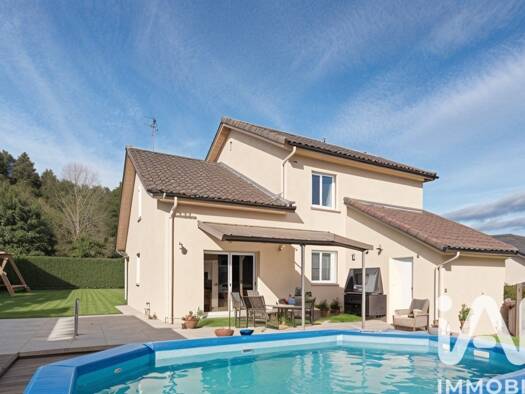 Maison à vendre 320 000 € 7 pièces 4 chambres 160 m² 1 450 m² de terrain Saint-Michel-sur-Meurthe 88470
