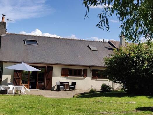 Maison à vendre 145 000 € 6 pièces 4 chambres 138 m² 5 105 m² de terrain Dampierre-en-Crot 18260