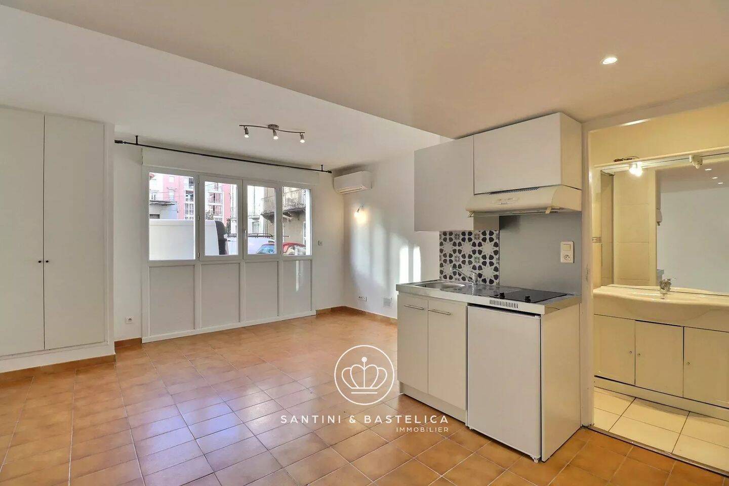 Appartement 2 pièces 37 m² · à Ajaccio · 36,7 m² · 690 €/mois