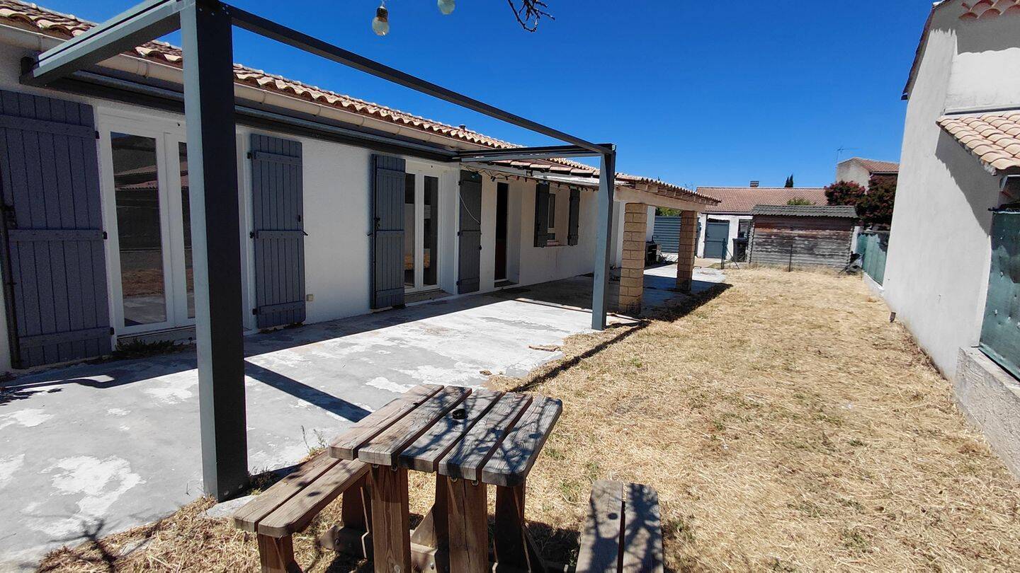 Maison 5 pièces 123 m² · à Pont-Saint-Esprit · 122,5 m² · 218 000 €