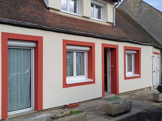 Maison à vendre 117 000 € 6 pièces 4 chambres 127 m² 564 m² de terrain Vitry-sur-Loire 71140