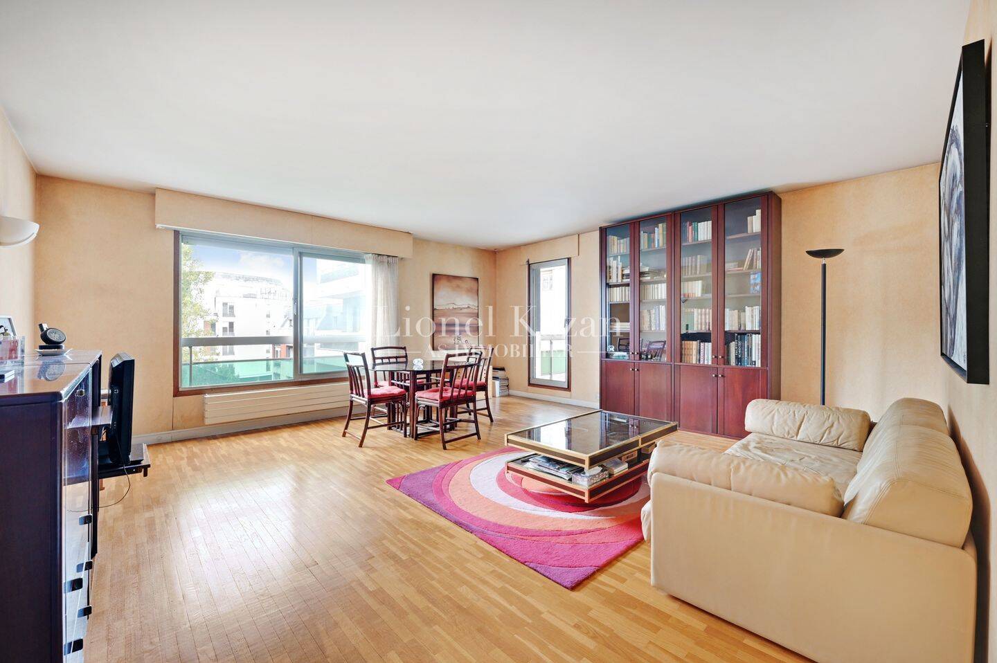 Appartement 4 pièces 95 m² · à Courbevoie · 94,9 m² · 650 000 €