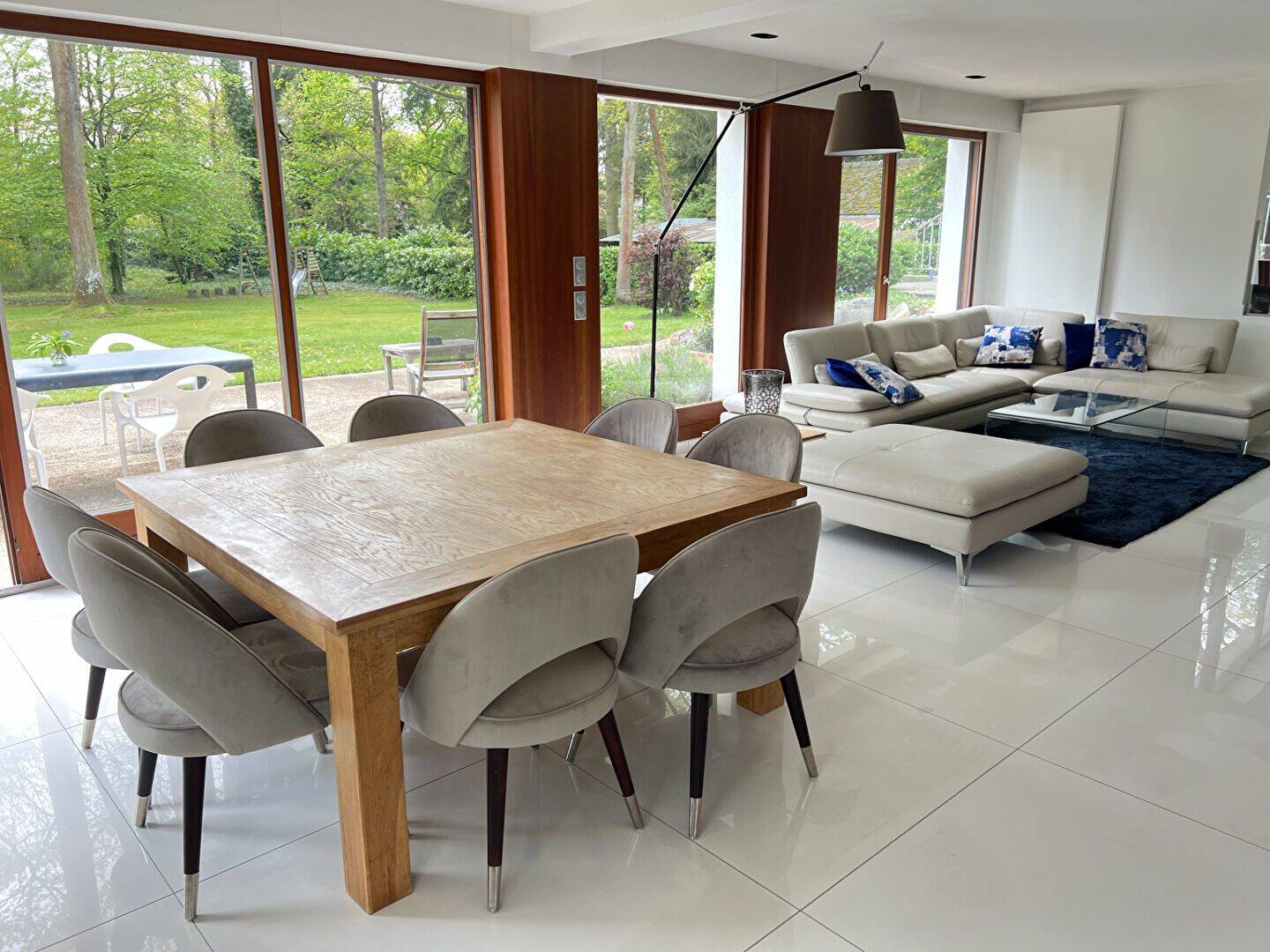 Maison 7 pièces 245 m² · à Lamorlaye · 245 m² · 1 190 000 €