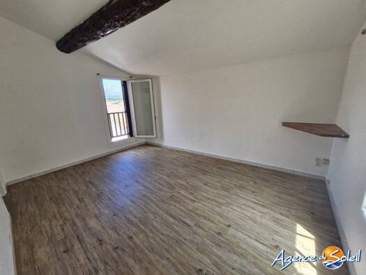 Appartement à louer 495 € 2 pièces 1 chambre 33 m² 3ème étage Zone Agricole Lézignan-Corbières 11200