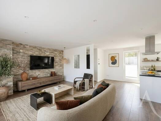 Appartement à vendre 299 000 € 3 pièces 2 chambres 76 m² Étage 3/3 Nord et Sud Est Terville 57180