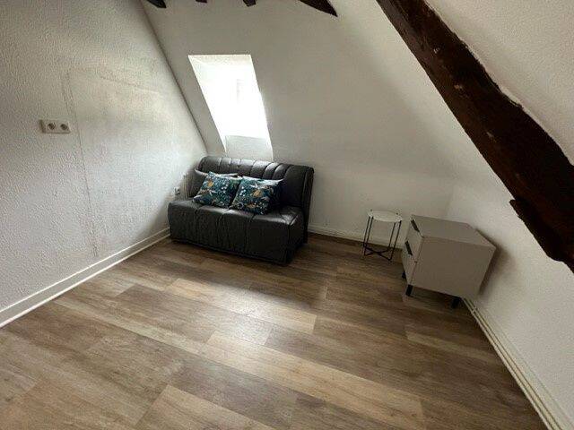 Appartement 2 pièces 19 m² · à Laval · 18,9 m² · 370 €