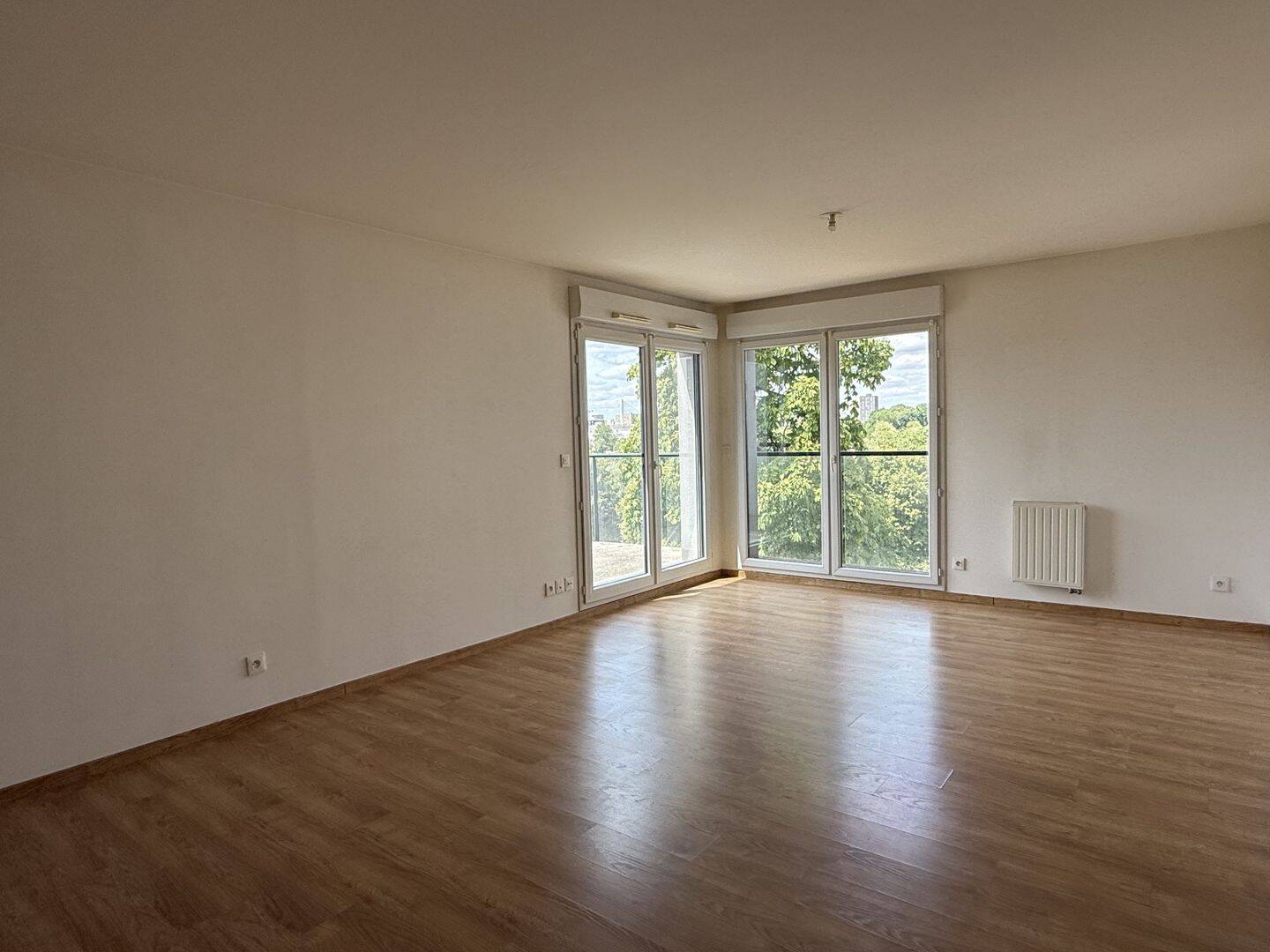 Appartement 5 pièces 92 m² · à Saint-Sébastien-sur-Loire · 91,5 m² · 1 175 €