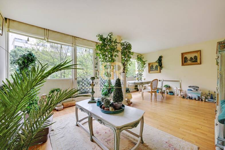 Appartement à vendre 830 000 € 4 pièces 3 chambres 88 m² Étage 1/8 Auteuil Nord Paris 16ème 75016