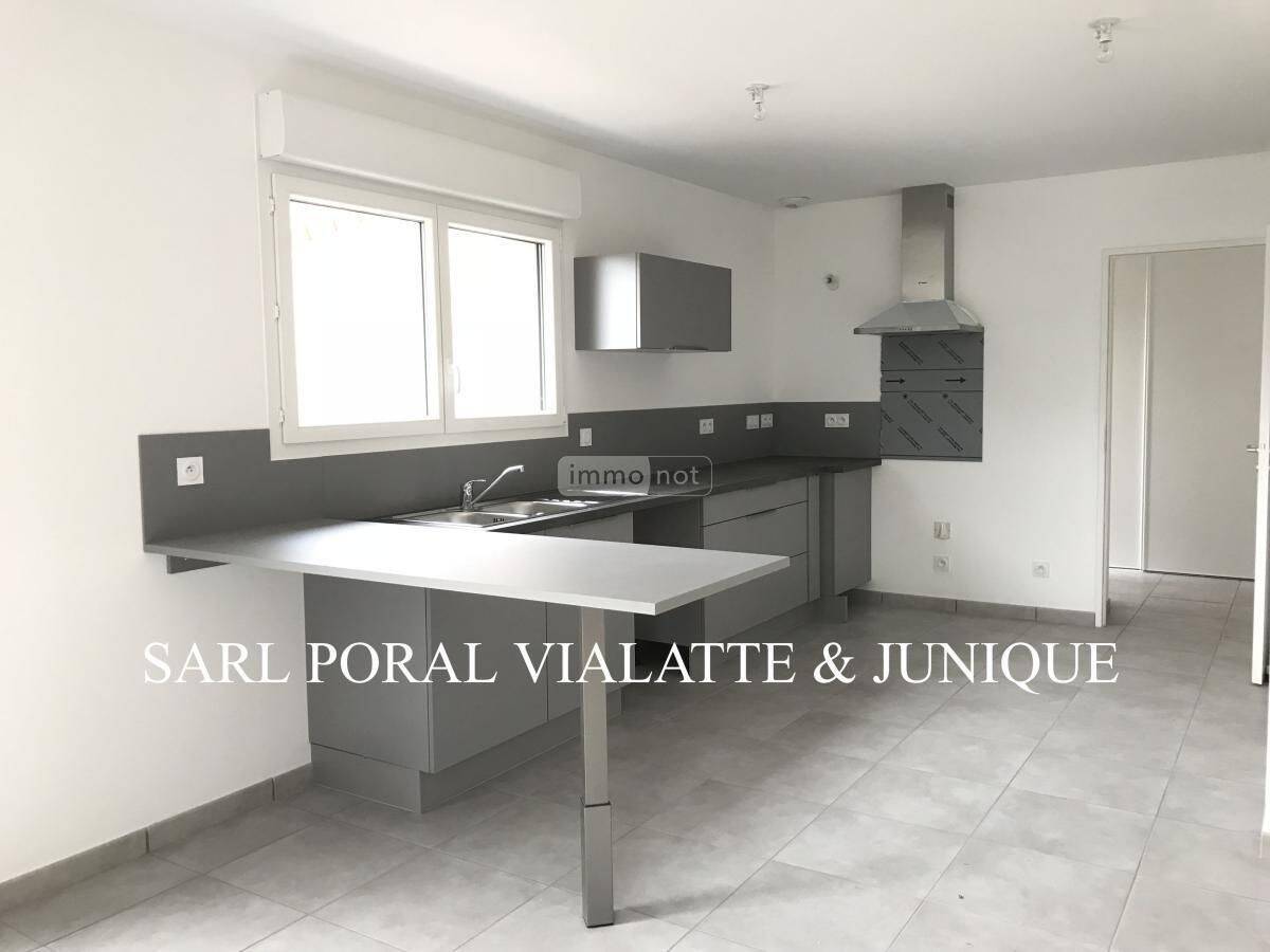 Maison 4 pièces 105 m² · à Ambérieu-en-Bugey · 105,4 m² · 1 140 €/mois