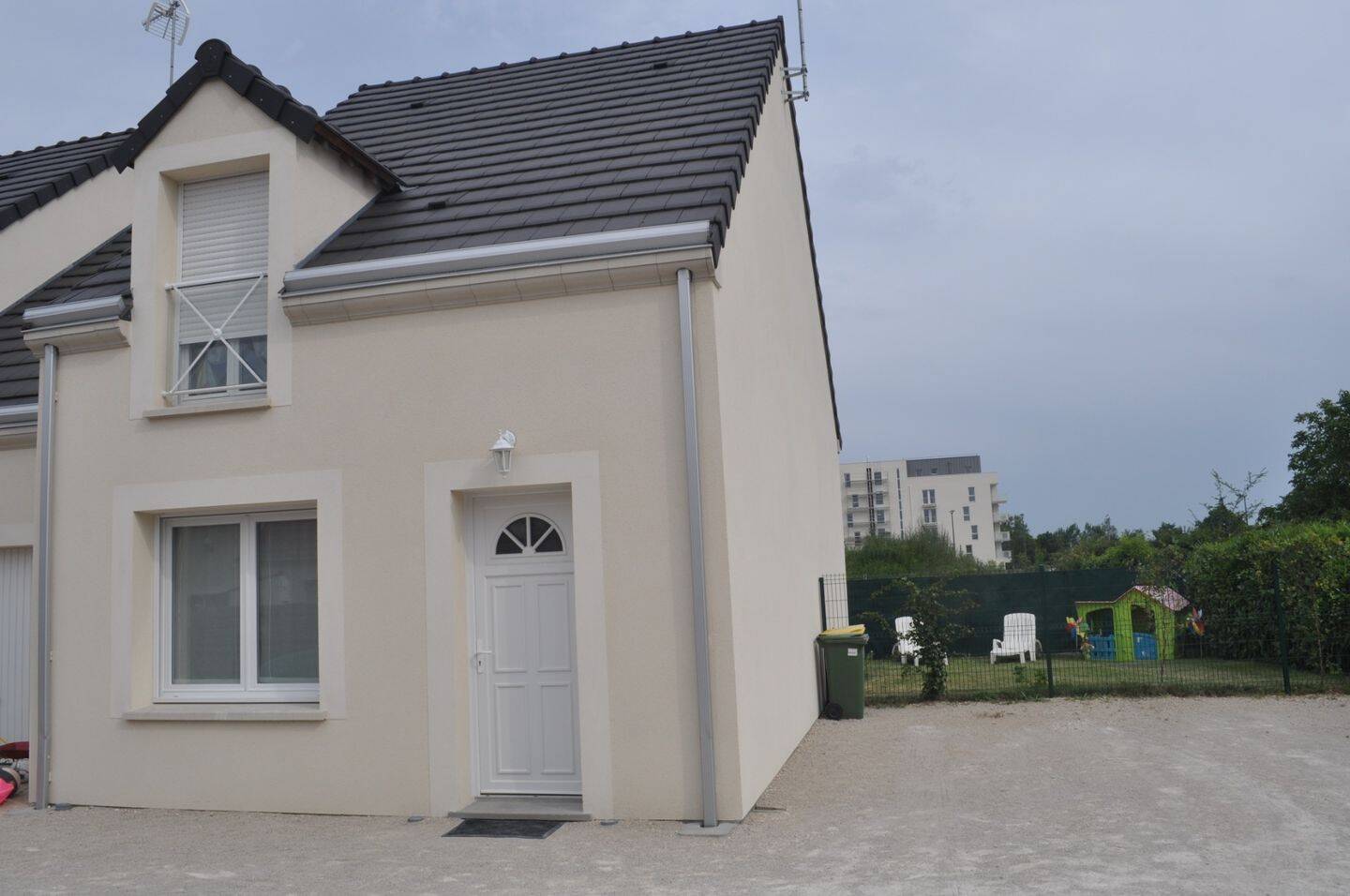Appartement 3 pièces 87 m² · à Orléans · 87 m² · 180 000 €
