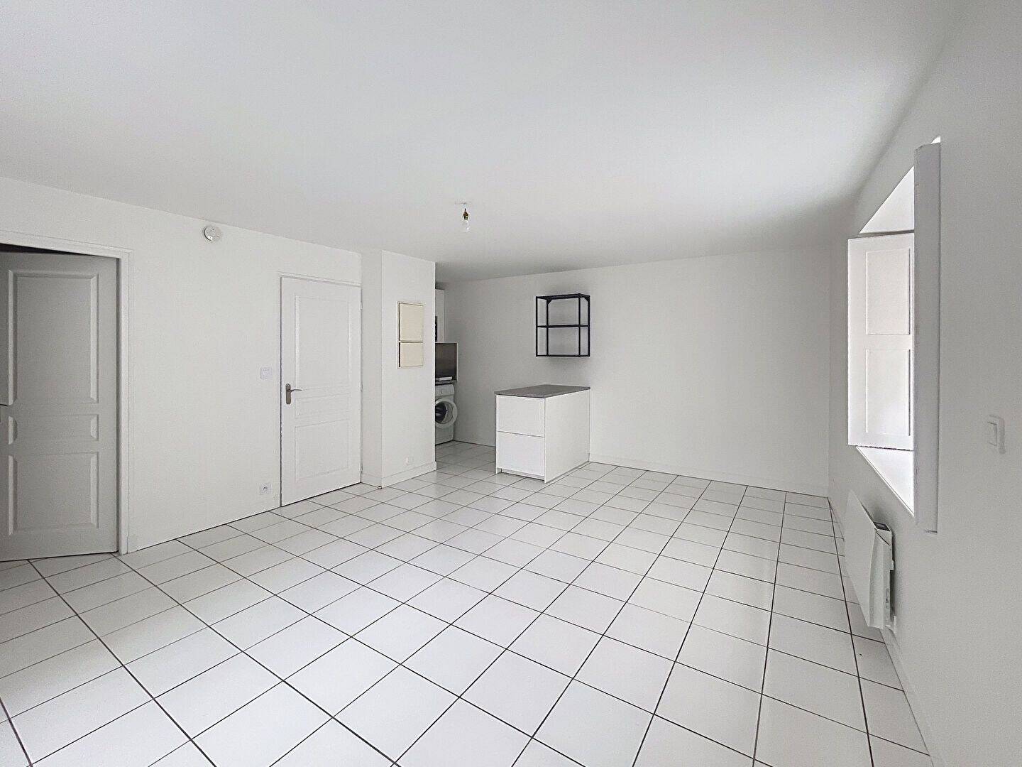 Appartement 1 pièce 31 m² · à La Rochelle · 31 m² · 595 €/mois