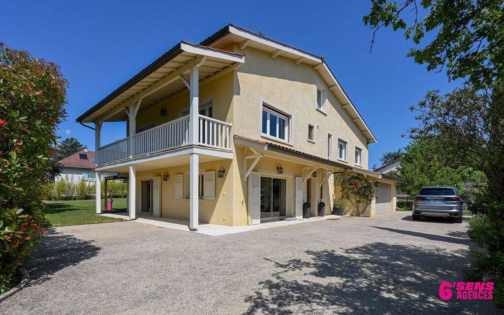 Maison 10 pièces 250 m² · à Chaponost · 250 m² · 980 000 €