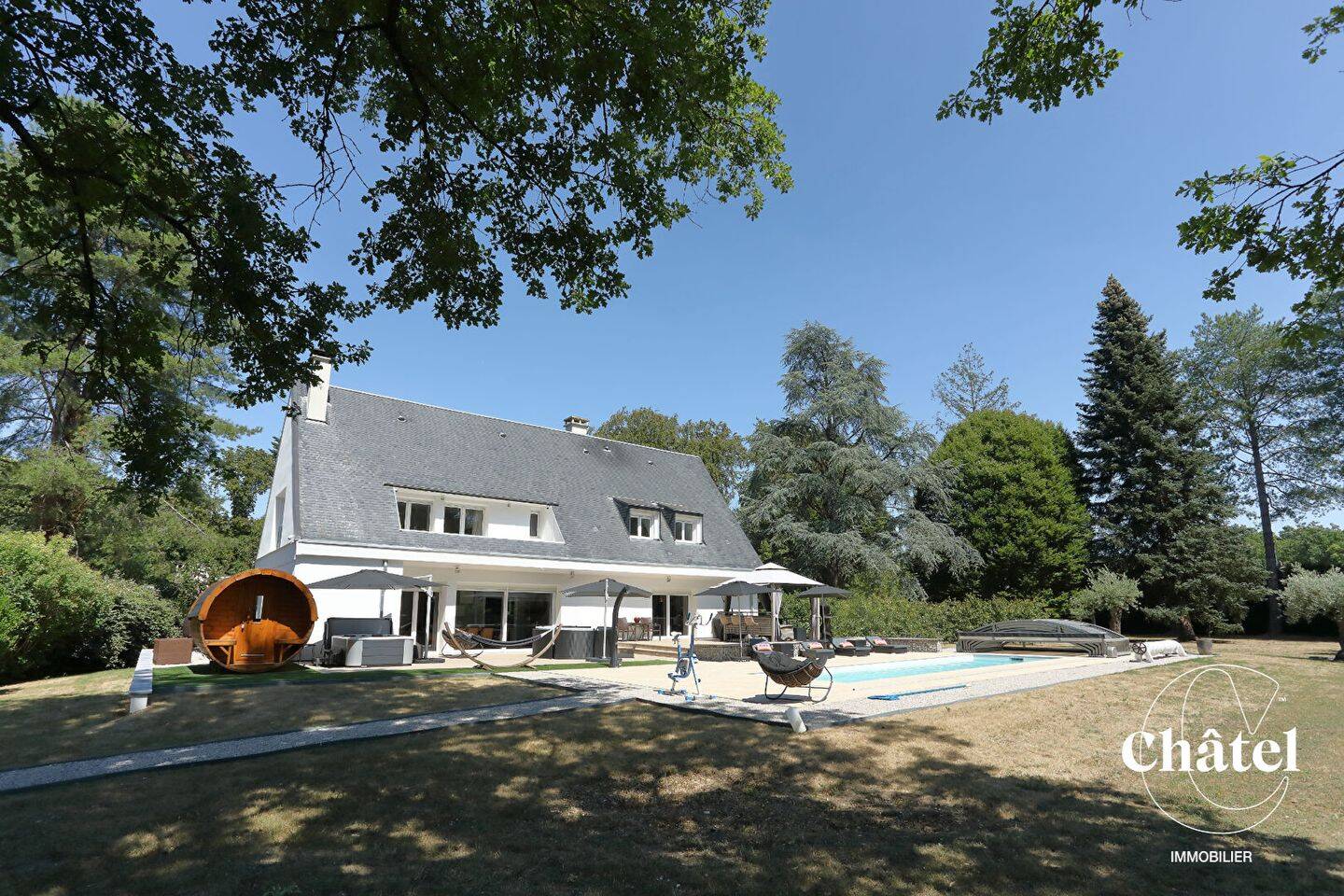 Maison 6 pièces 197 m² · à Gouvieux · 197 m² · 1 180 000 €