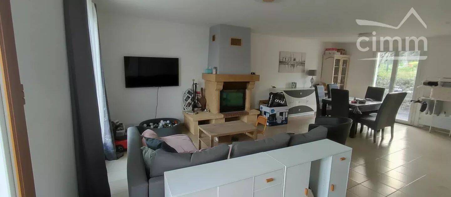 Maison 4 pièces 90 m² · à Saint-Hilaire-la-Gravelle · 90 m² · 149 600 €