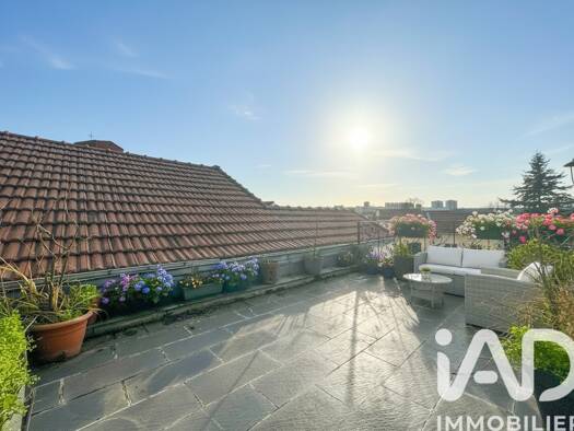 Duplex à vendre 490 000 € 4 pièces 3 chambres 77 m² Étage 1/2 Roissys Châtillon 92320