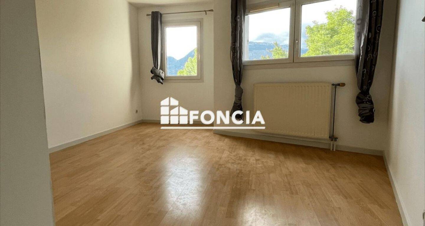 Appartement 3 pièces 73 m² · à Gières · 72,8 m² · 722 €/mois