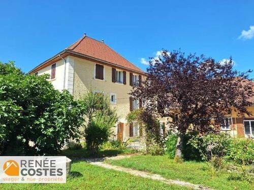 Maison 9 pièces 280 m² · à Moidieu-Détourbe · 280 m² · 68 500 €