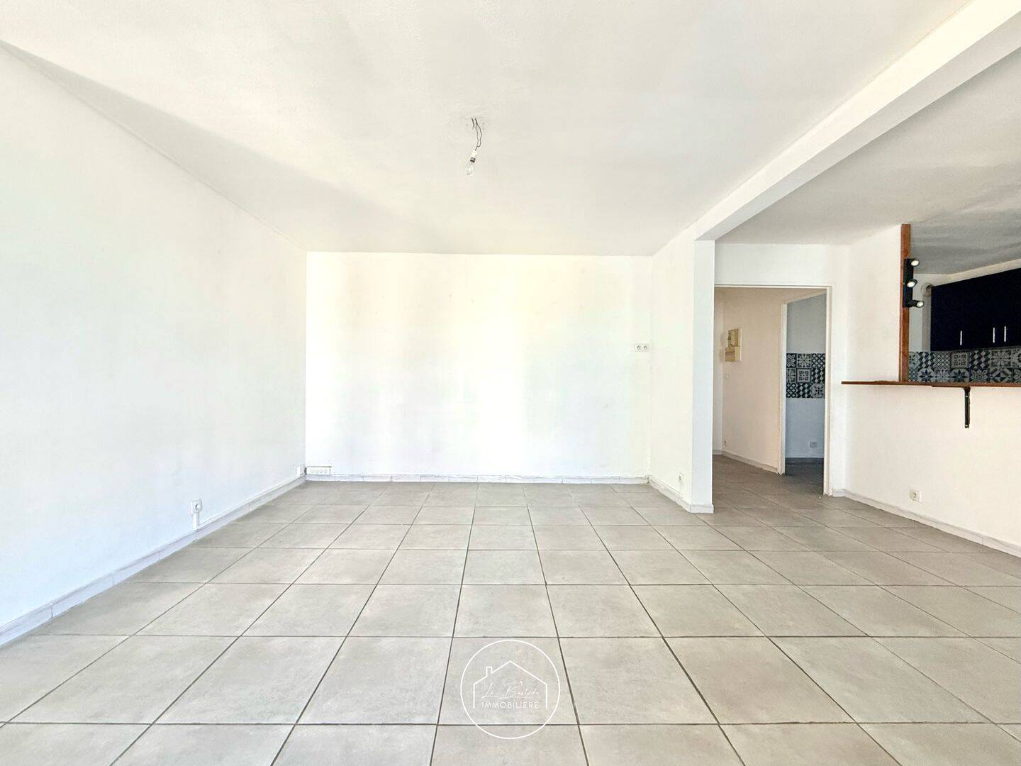 Appartement 4 pièces 90 m² · à Marseille 11ème Arrondissement · 90 m² · 225 000 €